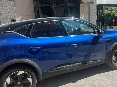 Usata Renault Captur 101 CV (74 kW) 2025 Bluazzurro SUV