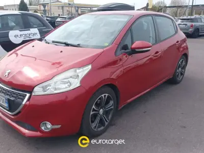 Usata Peugeot 208 Allure 92 CV (67 kW) 2014 Rosso Utilitaria