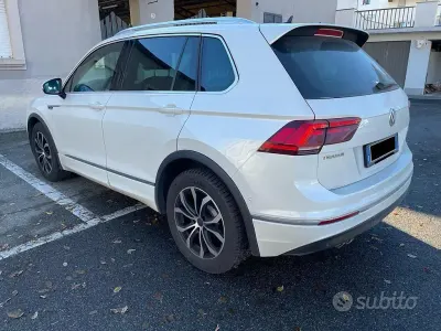Usata VW Tiguan R-line 150 CV (110 kW) 2017 Bianco SUV