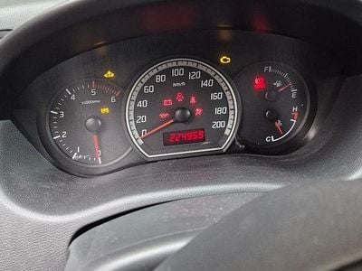 Usata Suzuki Swift 70 CV (51 kW) 2007 Grigio Utilitaria