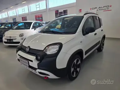 Usata Fiat Panda Cross Cross 69 CV (50 kW) 2023 Bianco Utilitaria