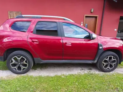 Usata Dacia Duster Prestige 101 CV (74 kW) 2021 Rosso SUV