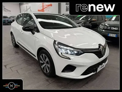 Usata Renault Clio V Equilibre 101 CV (74 kW) 2022 Bianco Berlina