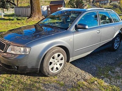 Usata Audi A4 131 CV (96 kW) 2003 Grigio Station wagon