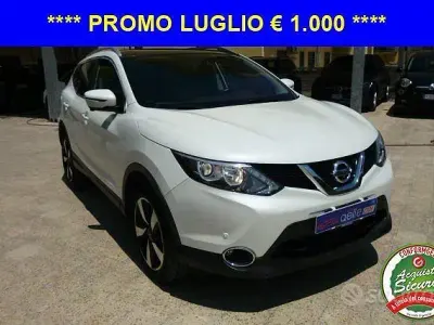 Usata Nissan Qashqai N-Connecta 131 CV (96 kW) 2016 Bianco SUV