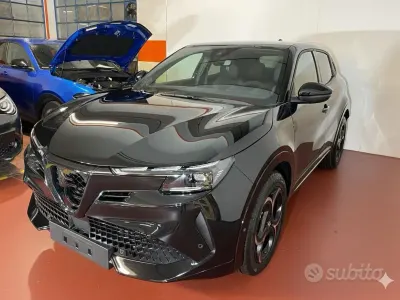 Nouvelle Alfa Romeo Junior 61 kW (84 ch) 2026 Noir SUV