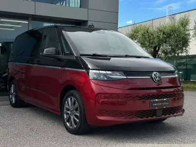 Usata VW Multivan 150 CV (110 kW) 2023 Rosso Monovolume