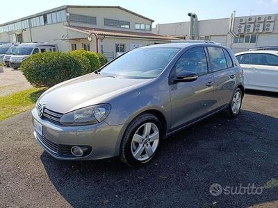 Usata VW Golf VII Style 140 CV (102 kW) 2012 Grigio Berlina