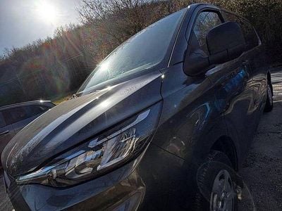 Usata Ford Transit Custom Trend 136 CV (100 kW) 2024 Grigio Station wagon