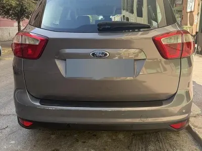 Usata Ford C-MAX 115 CV (84 kW) 2013 Monovolume