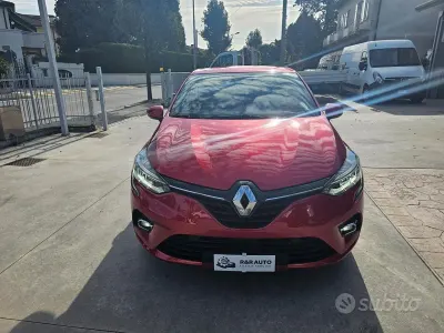 Usata Renault Clio V Evolution 67 CV (49 kW) 2024 Rosso Berlina