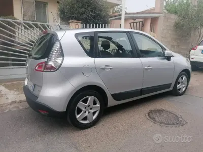 Usata Renault Scénic III 2012 Grigio Monovolume
