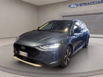 Usata Ford Focus Active 125 CV (91 kW) 2023 Blu metallizzato SUV