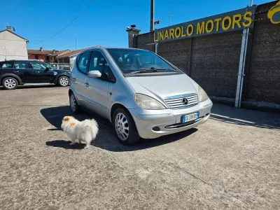 Käytetty Mercedes A170 Avantgarde 95 HP (69 kW) 2003 Harmaa Sedan