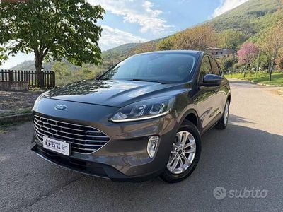 Usata Ford Kuga Titanium 120 CV (88 kW) 2020 Grigio SUV