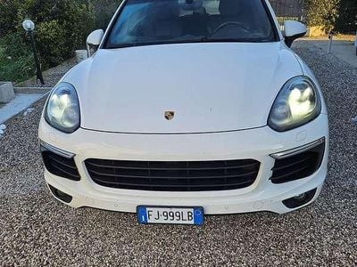 Usata Porsche Cayenne Platinum Edition 250 CV (183 kW) 2017 Bianco SUV