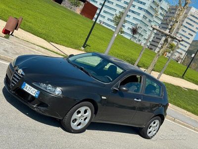 usata Alfa Romeo 147 benzina 5 porte solo 85.000 km