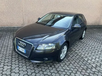 Usata Audi A3 Attraction 102 CV (75 kW) 2009 Grigio Utilitaria