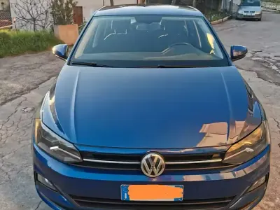 Usata VW Polo 90 CV (66 kW) 2018 Blu Utilitaria