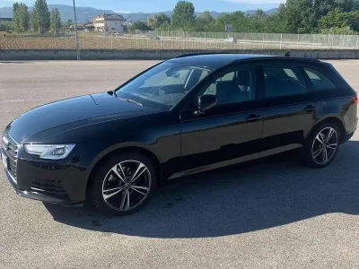 Usata Audi A4 150 CV (110 kW) 2016 Nero Station wagon