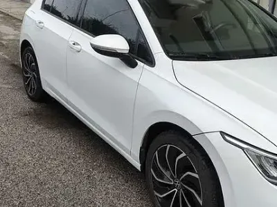Usata VW Golf VIII 131 CV (96 kW) 2021 Bianco Berlina