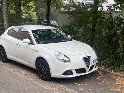 Usata Alfa Romeo Giulietta 105 CV (77 kW) 2008 Bianco Berlina