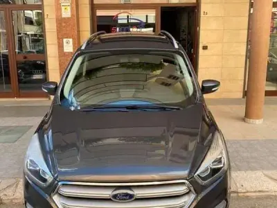Occasion Ford Kuga Business Edition 120 ch (88 kW) 2017 Argent SUV