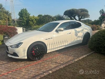 Usata Maserati Ghibli 250 CV (183 kW) 2015 Bianco Berlina