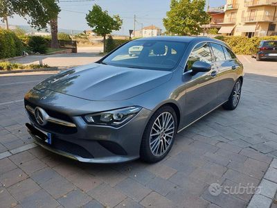 Mercedes CLA200