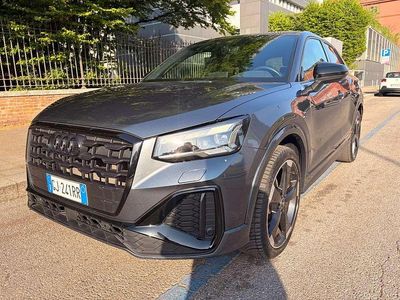 Usata Audi Q2 Ambiente 150 CV (110 kW) 2022 Grigio SUV