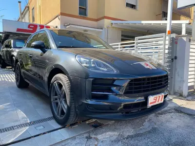 Usata Porsche Macan 245 CV (180 kW) 2019 Grigio SUV