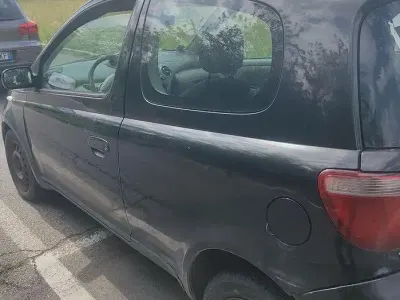 Usata Toyota Yaris 68 CV (50 kW) 2002 Berlina