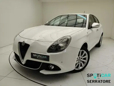 Usata Alfa Romeo Giulietta Ti 120 CV (88 kW) 2021 Bianco Berlina