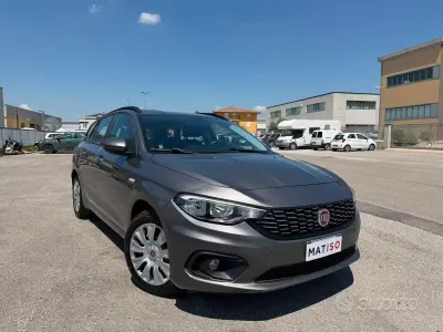 Usata Fiat Tipo Lounge 95 CV (69 kW) 2017 Grigio Station wagon