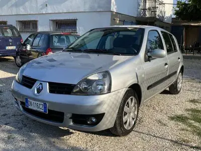 Usata Renault Clio II 58 CV (42 kW) 2008 Berlina