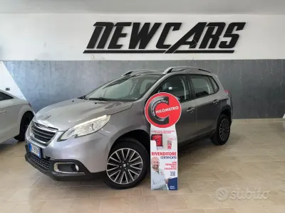 Usata Peugeot 2008 Access 68 CV (50 kW) 2015 Grigio SUV