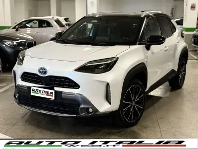 Usata Toyota Yaris Cross 92 CV (67 kW) 2022 Bianco SUV