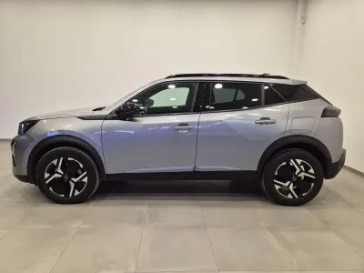 Usata Peugeot 2008 Allure 145 CV (106 kW) 2025 Grigio SUV