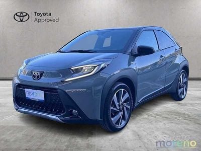 Usata Toyota Aygo X Lounge 72 CV (52 kW) 2024 Grigio SUV