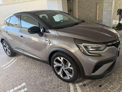 Usata Renault Captur RS Line 94 CV (69 kW) 2022 SUV