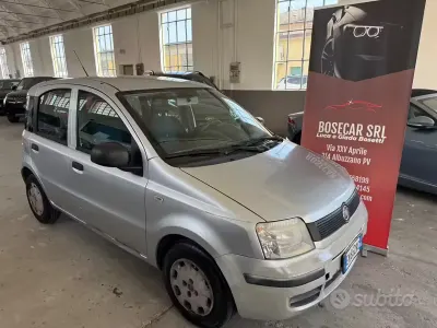 Usata Fiat Panda Dynamic 69 CV (50 kW) 2011 Grigio Utilitaria