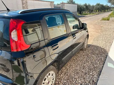 Usata Fiat Panda Easy 69 CV (50 kW) 2013 Nero Utilitaria