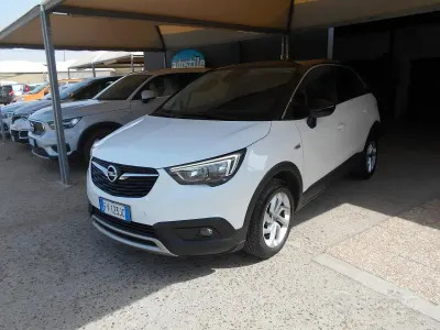 Usata Opel Crossland X Ultimate 102 CV (75 kW) 2019 Bianco SUV