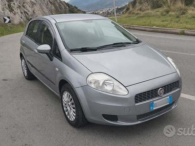Usata Fiat Grande Punto 90 CV (66 kW) 2009 Utilitaria