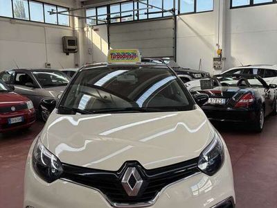 Usata Renault Captur Zen 90 CV (66 kW) 2016 Other SUV