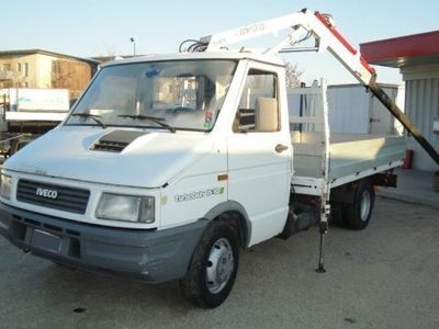 usata Iveco Daily 35.10 Cassone con Gru Idraulica