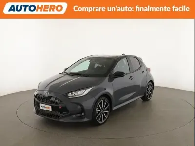 Usata Toyota Yaris Sport 131 CV (96 kW) 2025 Grigio Utilitaria