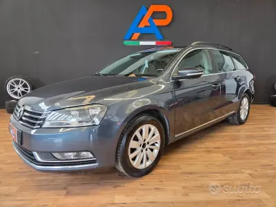 Usata VW Passat Comfortline 105 CV (77 kW) 2011 Grigio Station wagon