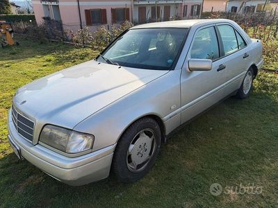 Usata Mercedes C200 136 CV (100 kW) 1994 Berlina