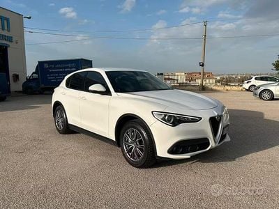 Usata Alfa Romeo Stelvio Business 190 CV (139 kW) 2021 Bianco SUV